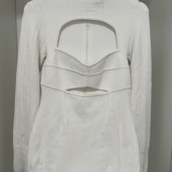 Herve Leger Dresses & Skirts - White Herve Leger Long-Sleeve Dress